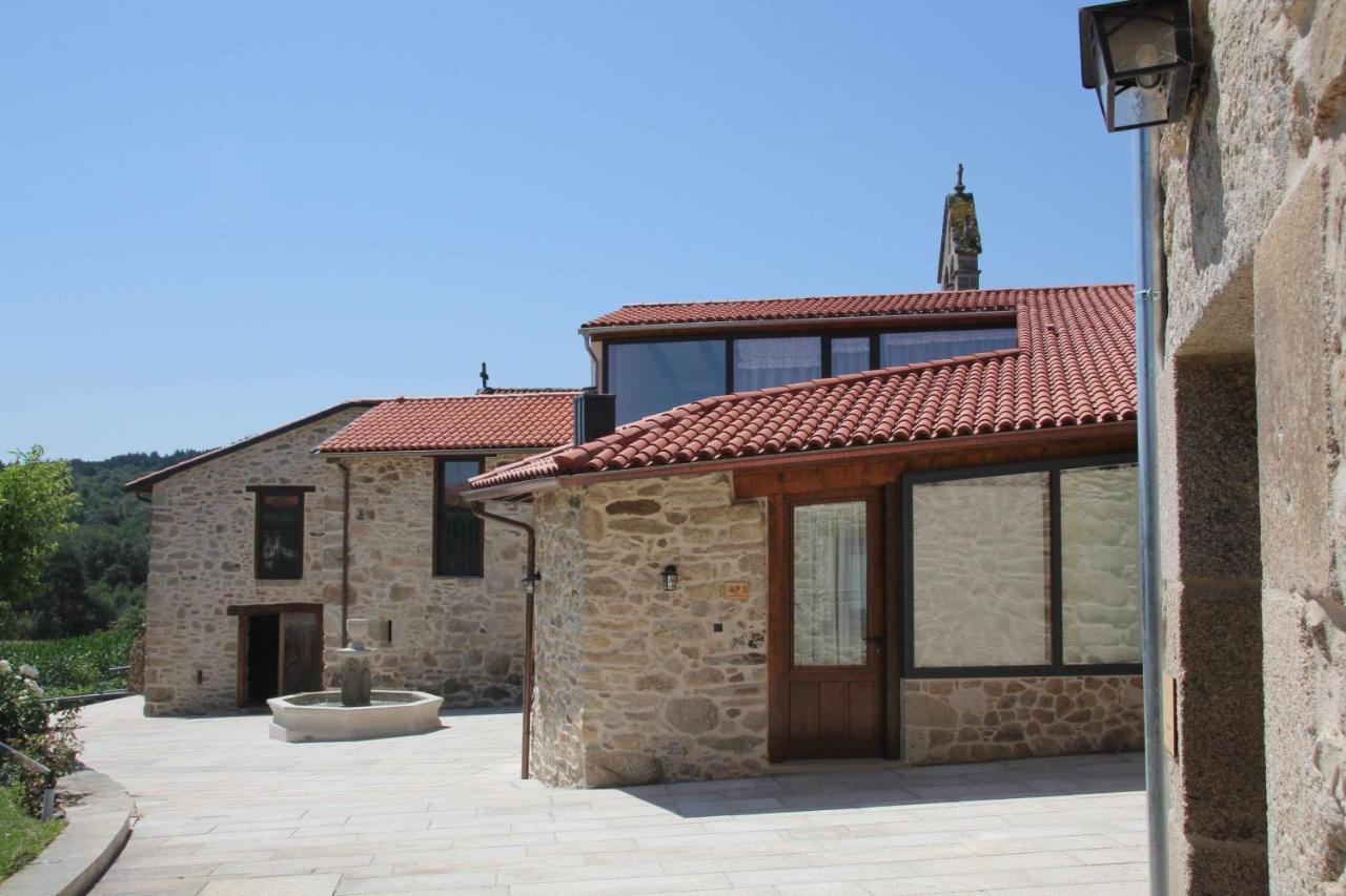 Апартаменти O Muino Casa Ferrador Ribeira Sacra Barantes Екстер'єр фото